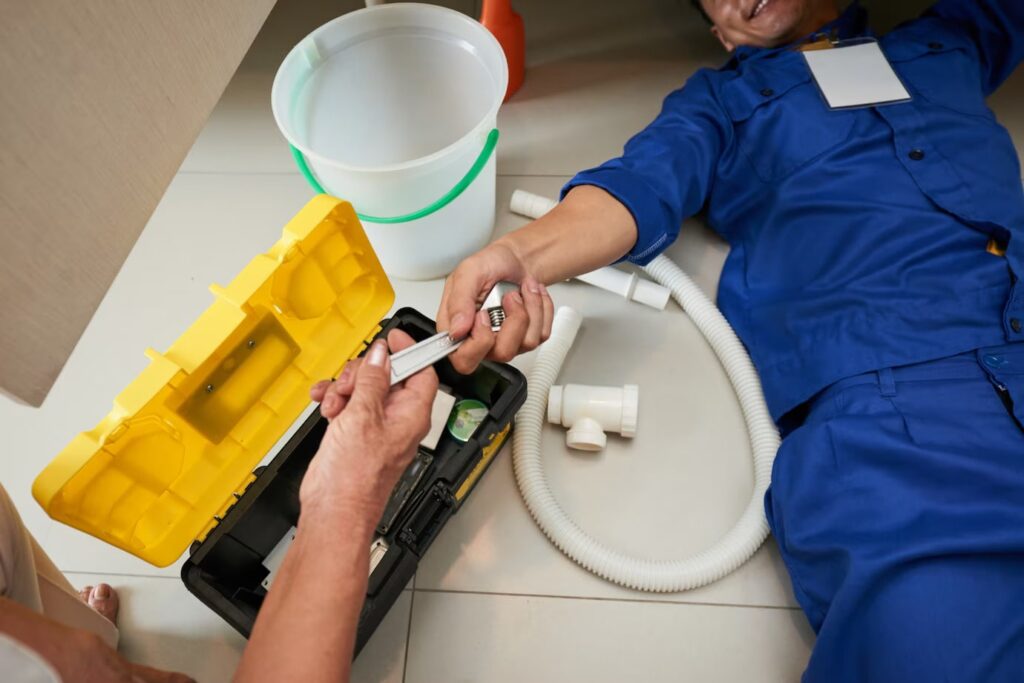 How to Find Professional Main Drain Cleaning in Staten Island, NY